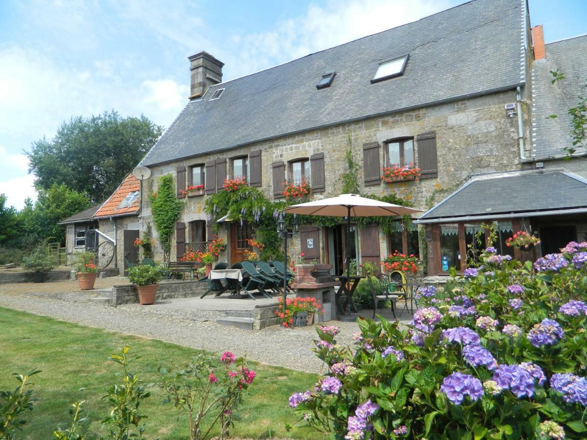 B&B La Seliniere Champ-du-Boult Экстерьер фото